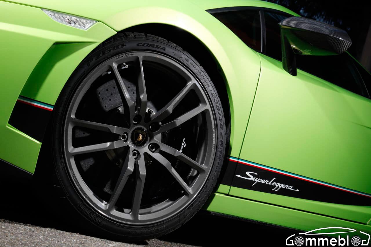 Pirelli PZero Corsa System: pneumatici per domare la Lamborghini Gallardo LP 570-4 Superleggera 1
