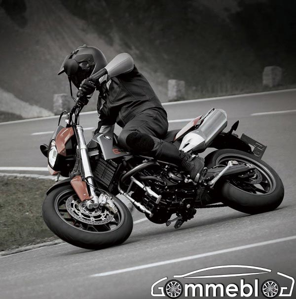 Pneumatici-Moto-Dunlop-Sportmax-Mutant