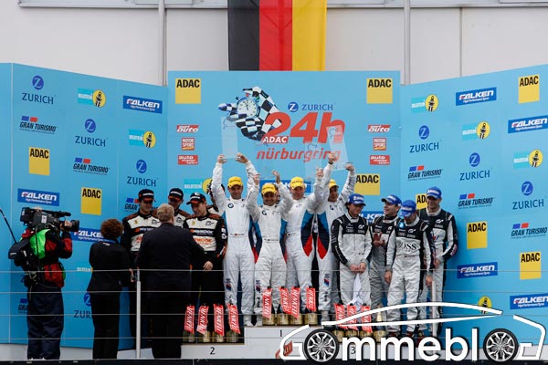 Dunlop vince la 24 Ore del Nurburgring su BMW M3 GT2 2