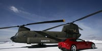 Ferrari FF sulle piste da sci delle Dolomiti