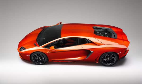 Lamborghini Aventador LP 700-4