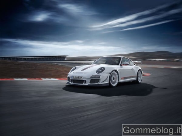 Porsche 911 GT3 RS 4.0 1