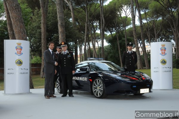 Lotus Evora: nuova auto per i Carabinieri 1