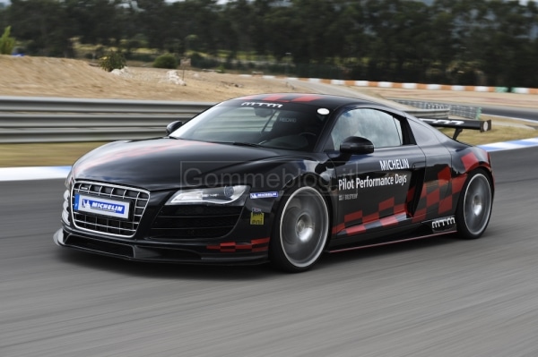 Variare le performance di una vettura con pneumatici maggiorati: in pista su Audi R8 MTM 2