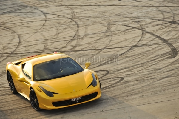 Ferrari 458 Italia: prova e test sulla pista dell’Estoril 2