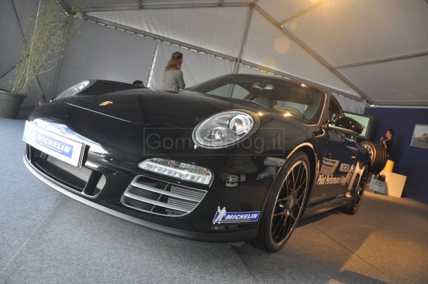 Test Porsche 911 GTS: il fondamentale ruolo di un pneumatico sportivo in una Supercar 7
