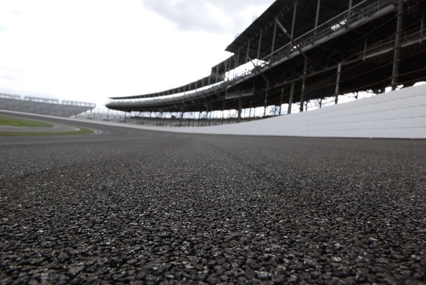 MotoGP Indianapolis 2011, si corre sul nuovo asfalto anti abrasione 1