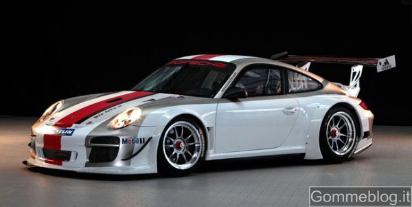 Porsche 911 GT3 R MY 2012: gomme Michelin per domare 500 CV 1