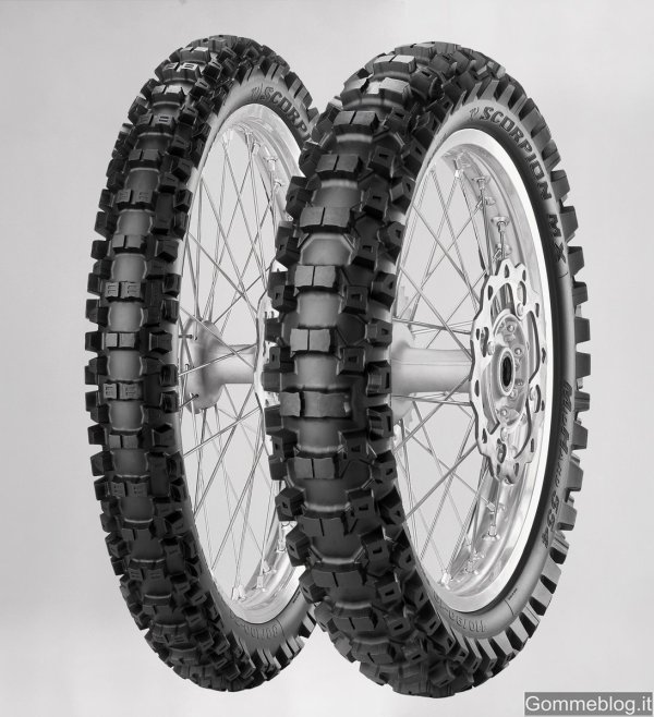 Pirelli Scorpion MX Mid Hard 554: nuovi pneumatici moto off-road 1