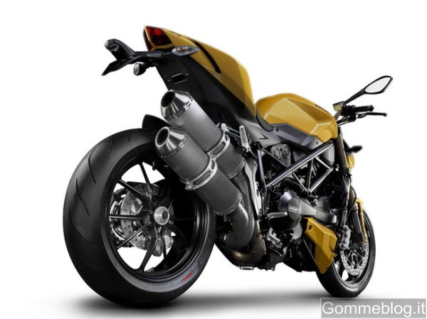 La nuova Ducati Streetfighter 848 calza Pirelli Diablo Rosso Corsa 1