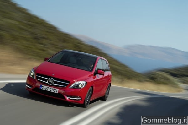 Nuova Mercedes Classe B 2012: REPORT COMPLETO su Tecnica e Prestazioni