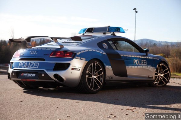 Audi R8 Polizei: una supercar by ABT da cui non si scappa ! 2