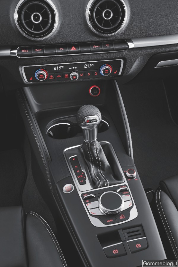 Nuova Audi A3: in anteprima le novità tecnologiche e gli interni 4