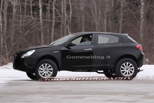 Alfa Romeo Suv O Giulietta Integrale Le Prime Foto Spia