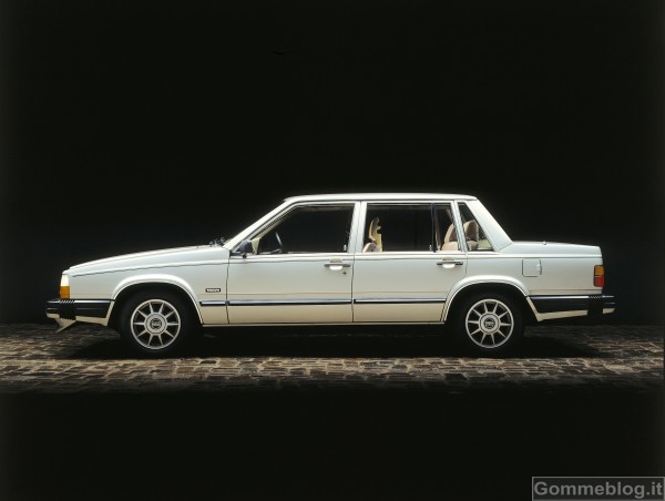 Volvo 760 compie 30 anni - L'automobile che ha salvato Volvo Car Corporation 1