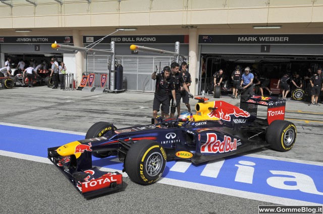 Formula 1 GP Bahrain: Vettel torna in pole con Pirelli P Zero Yellow Soft 1