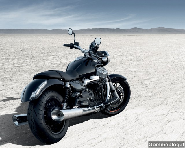 Nuova Moto Guzzi California 1400: Touring e Custom 3