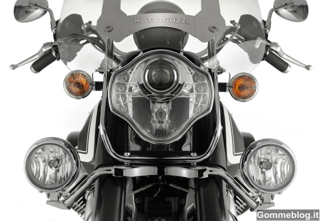 Nuova Moto Guzzi California 1400: Touring e Custom 1