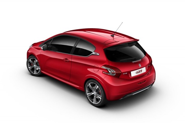 peugeot-208-gti-04