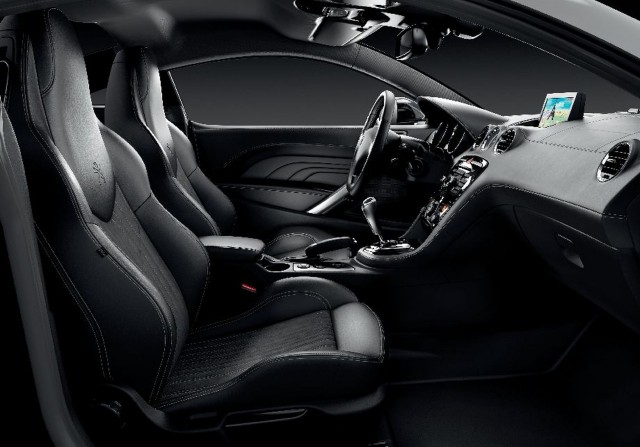 peugeot-nuova-rcz-lemozione-personalizzata-rcz-2012-151-fr