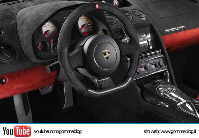 Lamborghini Gallardo LP 570-4 Squadra Corse