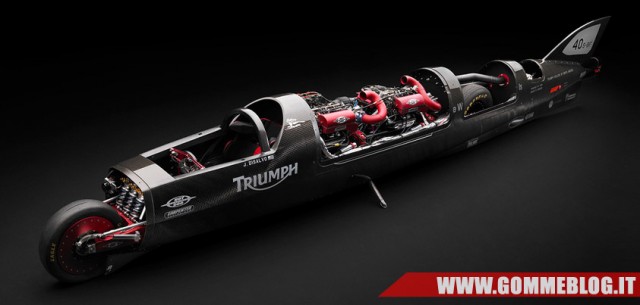 Triumph-Castrol-Rocket
