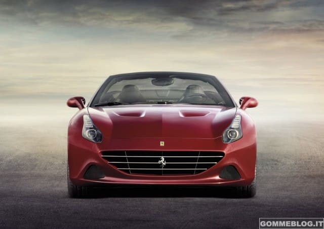 Ferrari California T - 2