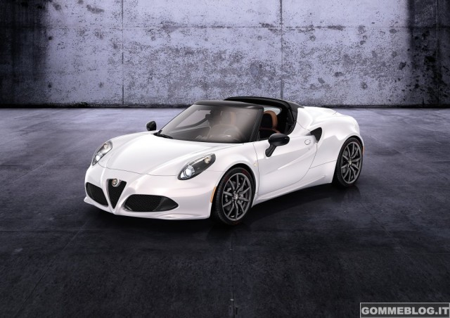 Alfa Romeo 4C Spider - 4