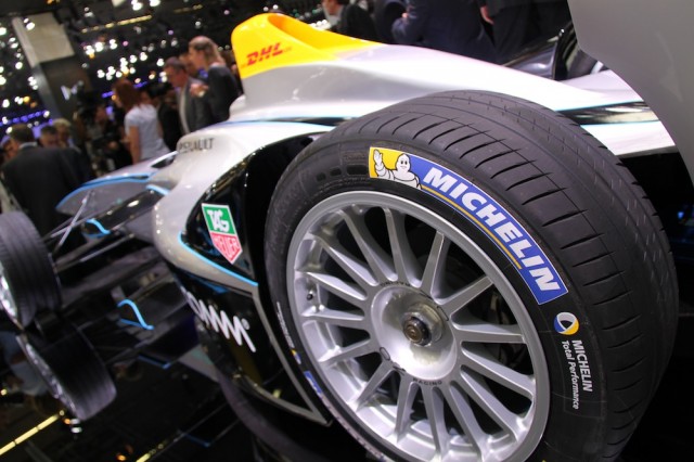 FIA_Formula_E_Championship_unveiling_IAA_rear_left