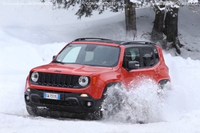 JEEP-RENEGADE-15