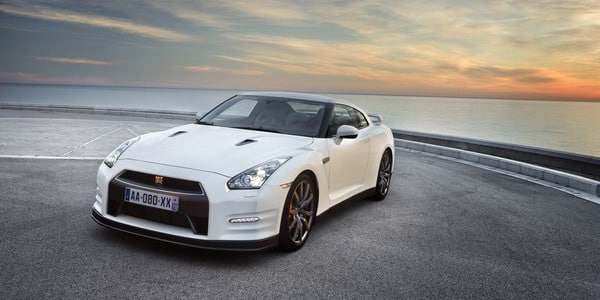 Nissan GT-R 2013: 570 CV per sfidare la nuova Porsche 911 9