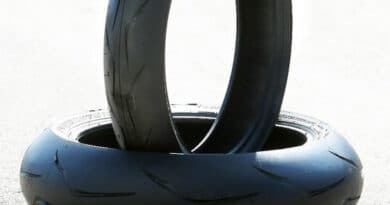 Bridgestone Battlax R10