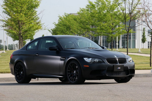 BMW M3 Coupé Frozen Black Edition: solo 20 esemplari in nero opaco 8