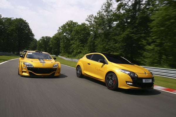 Renault Megane RS Trophy: 265 CV per sfidare le tedesche ! 3