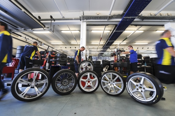 20.000 CV in pista all’Estoril: Michelin non vende pneumatici, bensì prestazioni 4