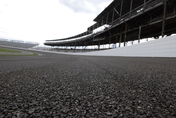 MotoGP Indianapolis 2011, si corre sul nuovo asfalto anti abrasione 14