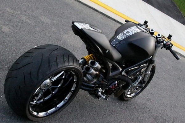 Ducati Monster 1100 Wayne Ransom: gomma posteriore da 300 mm ! 3