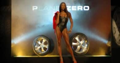 naomi campbell pirelli