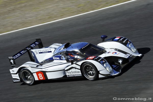 La Peugeot 908 HYbrid4 in prova all'Estoril 4