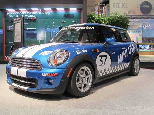 Mini Cooper B-Spec Racer, versione sportiva su gomme Hoosier SM6 6