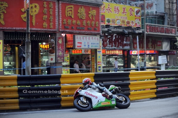 Pirelli: quattro successi consecutivi e 7° vittoria di Rutter nel Macau Motorcycle GP 4