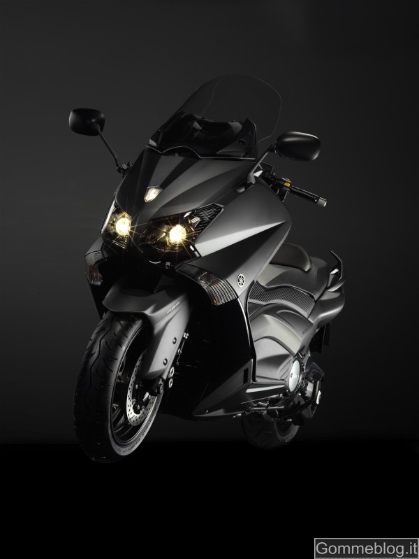 Yamaha TMax 530: il ruote basse, dalla potenza altissima 5