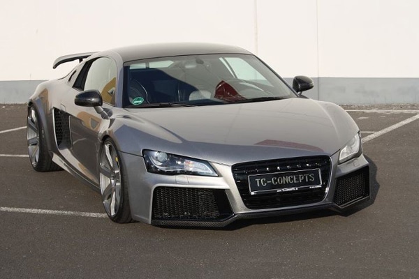 Audi R8 Toxique: quando la fibra di carbonio diventa … arte