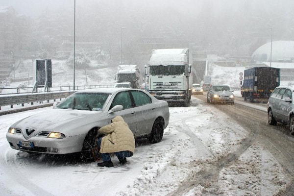 Molise: dal 15 novembre obbligo di catene a bordo o pneumatici invernali