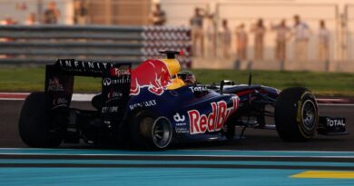 vettel foratura abu dhabi f1 2011