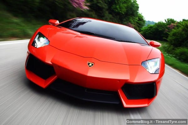 Lamborghini: aumento delle consegne del 23% nel 2011 2