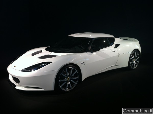 Lotus: la nuova Evora S si rinnova per il Motor Show di Bologna 1