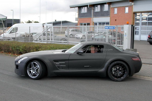 Mercedes SLS AMG Black Series in arrivo? Le Spy photos 2