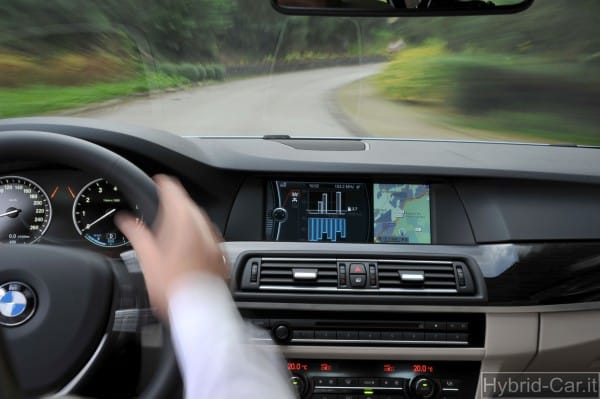 BMW ActiveHybrid 5 Interni 7