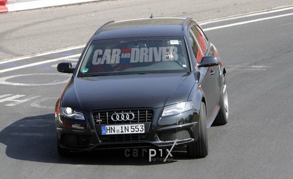 Nuova Audi RS4 2012: la vedremo a Ginevra con 450CV 6